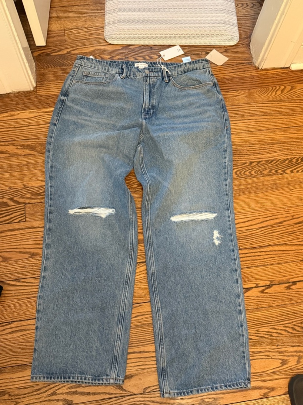 Good American Relaxed 90s Jeans